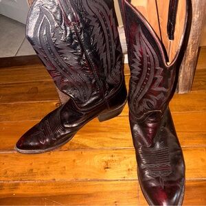 Lucchese 2000 Series cowboy boots in black cherry kangaroo leather size 13 men’s